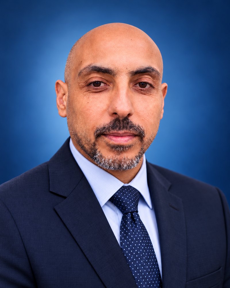Portrait of Dr Mahmoud Yassin
